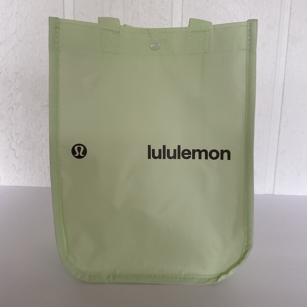 Lululemon reusable shopping tote bag